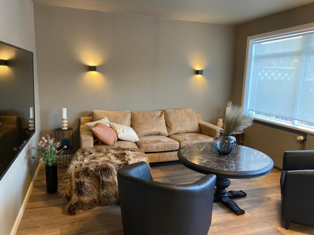 Perfectly Located 3 Bedroom Design Apartment Акурейри Экстерьер фото